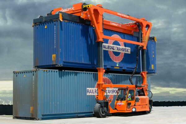 Straddle Carrier mabo benelux